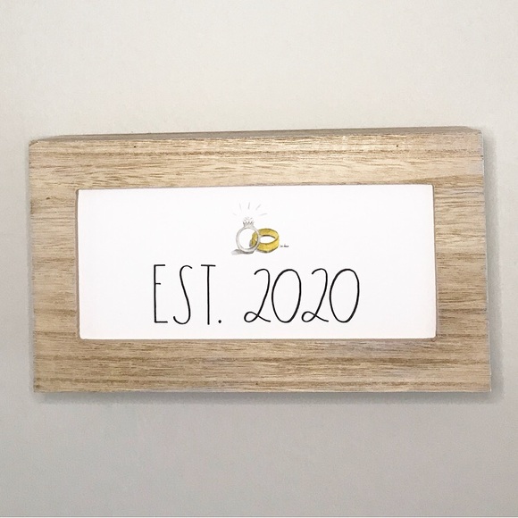 SOLD π EST 2020 Sign